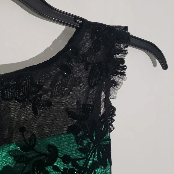 Girl' Elegant Green and Black Holiday Party Dress Size 10 Tulle Petticoat - Picture 7 of 16